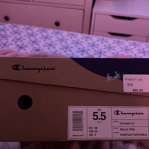 Champion purple shoes - Picture 5 of 5